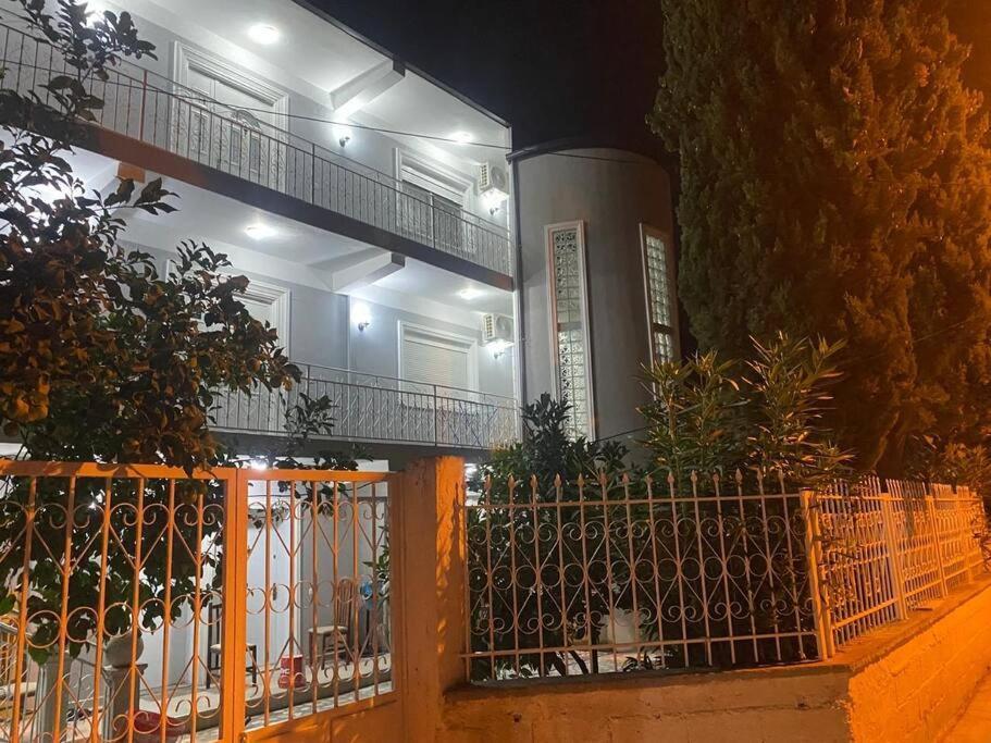 Eagle 3 * Tirana